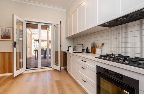 St. Kilda East House | Brightside Belle - St Kilda East