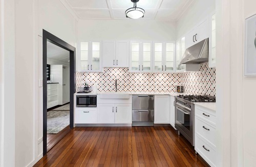 Landsborough House | Brightside Holidays - Sunshine Coast Hinterland