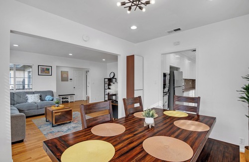 Alhambra House | Brilliant 5-bedroom single level house in charming Alhambra