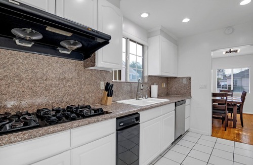 Alhambra House | Brilliant 5-bedroom single level house in charming Alhambra