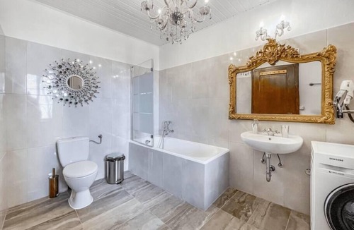 Montreux Other | Brilliant apartment in Château du Châtelard