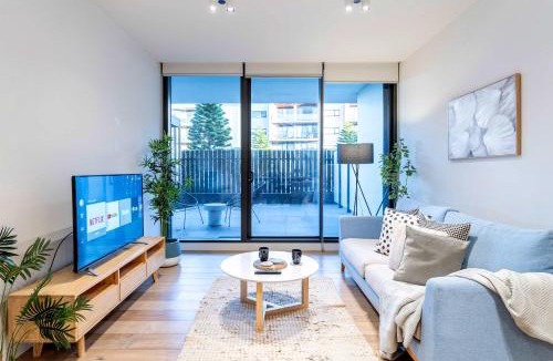 Werribee South Apartment | Brilliant Quay Boulevard Apt