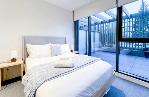 Werribee South Apartment | Brilliant Quay Boulevard Apt