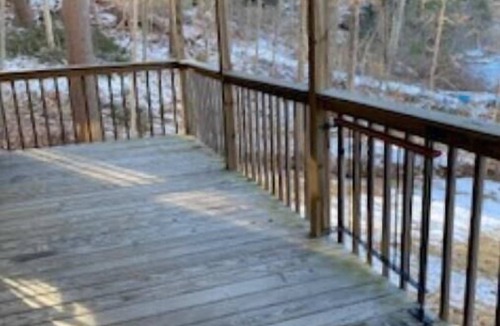 Brimfield Cottage | Brimfield Waterfront cottage