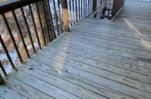 Brimfield Cottage | Brimfield Waterfront cottage