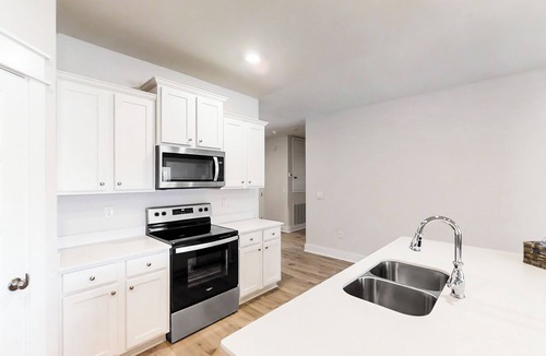Carrabelle House | Bring Your Pets, Walk to Beach! St Teresa Haven