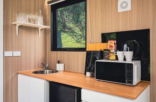 Steiglitz House | Brisbane Ranges Hideaway by Tiny Away