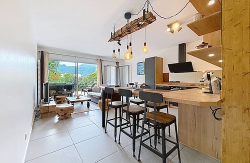 Brison-Saint-Innocent Apartment | Brison-Saint-Innocent - L'Instant paisible