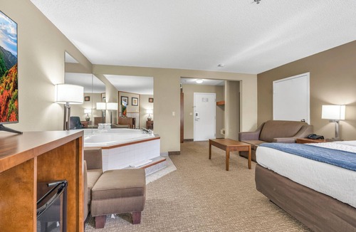 Bristol Hotel | Bristol Arcadia Inn