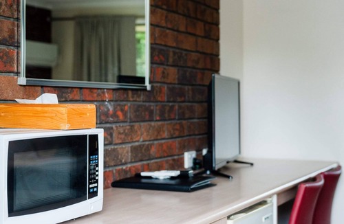 Maryborough Hotel | Bristol Hill Motor Inn