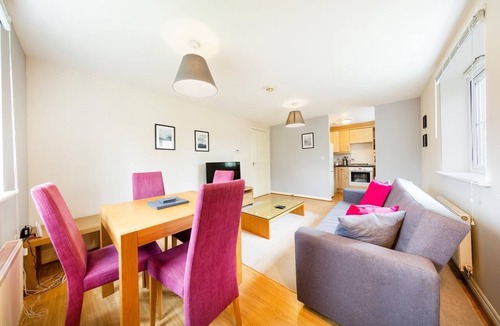 Filton Apartment | Bristol Luxury Apartment with Parking