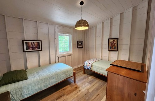 Pemaquid Beach Cabin | Bristol ME: Pemaquid Beach 3BR Cabin