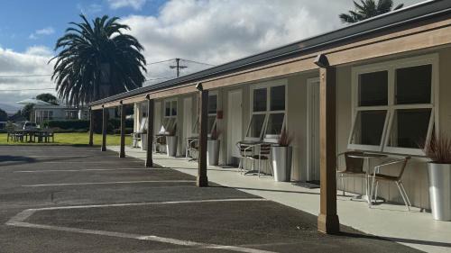 Trentham Hotel | Bristol Motel