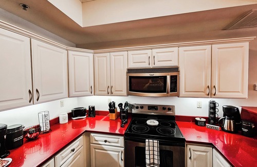 Bluff City Condo | Bristol Speedway Condo- Centrally located Hard Rock Casino, Downtown, Speedway