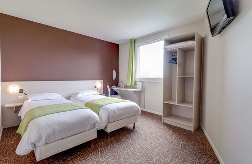 Saint-Onen-la-Chapelle Hotel | Brit Hotel L'Adresse