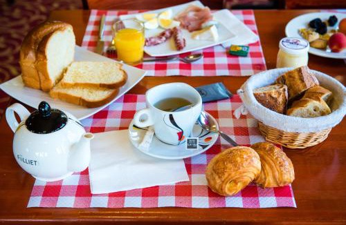 Blois Hotel | Brit Hotel Blois - Le Préma