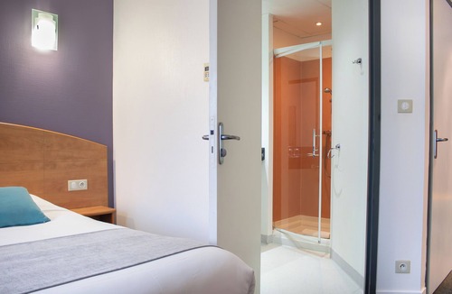 Bressuire Hotel | Brit Hotel Bressuire (formerly Plume Hotel)