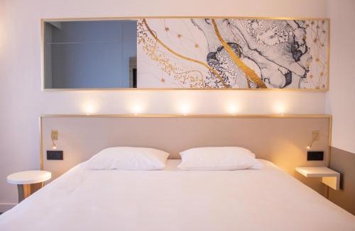 Cahors Hotel | Brit Hotel Cahors Centre - Le Valentre