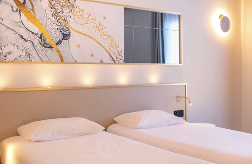 Cahors Hotel | Brit Hotel Cahors Centre - Le Valentré