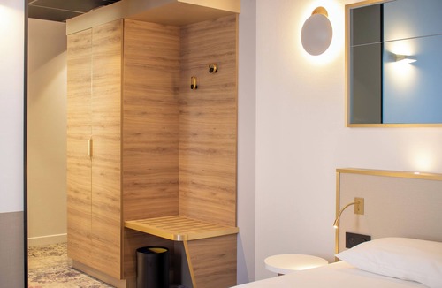 Cahors Hotel | Brit Hotel Cahors Centre - Le Valentré