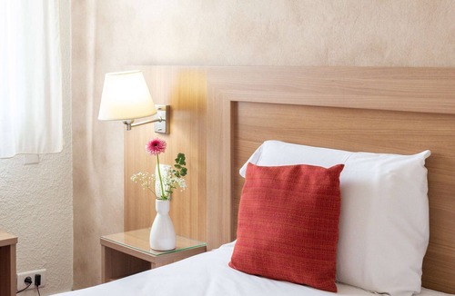 Castres Hotel | Brit Hotel Castres
