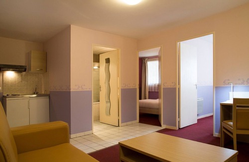 Chinon Hotel | Brit Hotel Chinon le Lion d'Or