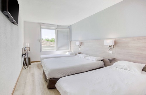 Clermont-l'Herault Hotel | Brit Hotel Clermont L'Herault