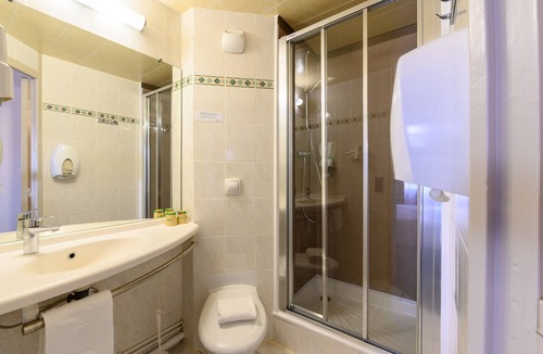 Fontaine-Notre-Dame Hotel | Brit Hotel Confort CAMBRAI