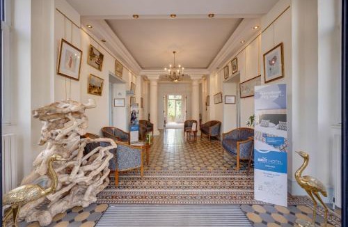 Bagnoles-de-l'Orne Hotel | Brit Hotel Confort Bagnoles Normandie