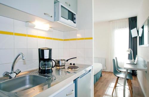 Lannion Apartment | Brit Hotel Confort Lannion Centre Gare
