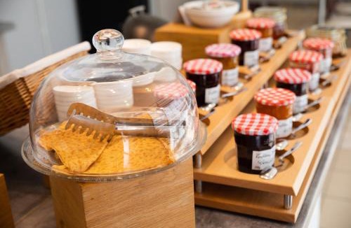 Lannion Apartment | Brit Hotel Confort Lannion Centre Gare