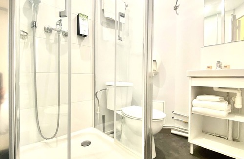 Dardilly Hotel | Brit Hotel Confort Lyon Dardilly