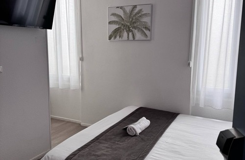 Nevers Hotel | BRIT HOTEL CONFORT NEVERS Centre Gare