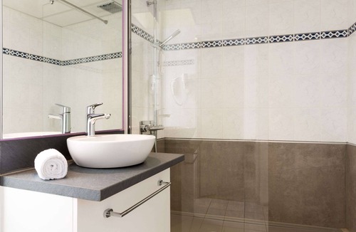 Nevers Hotel | BRIT HOTEL CONFORT NEVERS Centre Gare