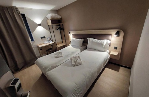 Quartier Saint-Marc - Croix de Pierre - Saint-Nicaise Hotel | Brit Hotel Confort Rouen Centre