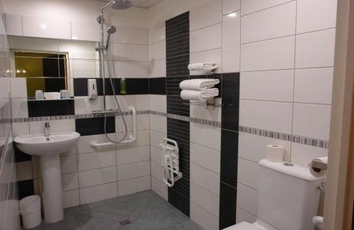 Quartier Saint-Marc - Croix de Pierre - Saint-Nicaise Hotel | Brit Hotel Confort Rouen Centre