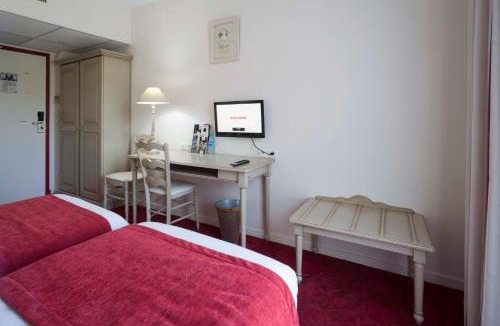 Nogent-le-Rotrou Hotel | Brit Hotel Du Perche