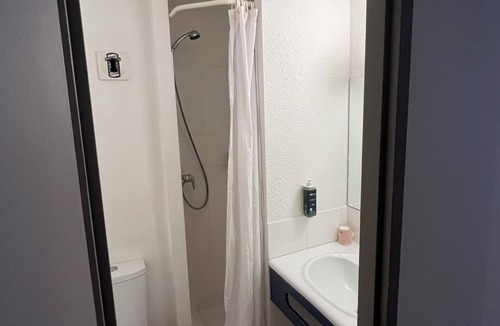 Millau Hotel | Brit Hotel Essentiel Millau