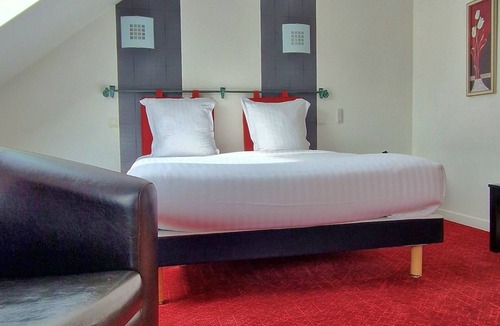 Pontivy Hotel | Brit Hotel Essentiel Pontivy-Robic