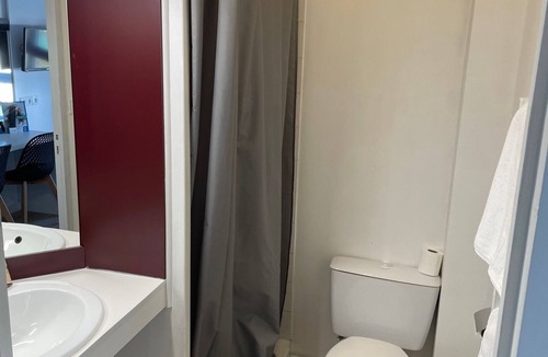 Cherbourg-en-Cotentin Hotel | Brit Hotel Cherbourg Octeville