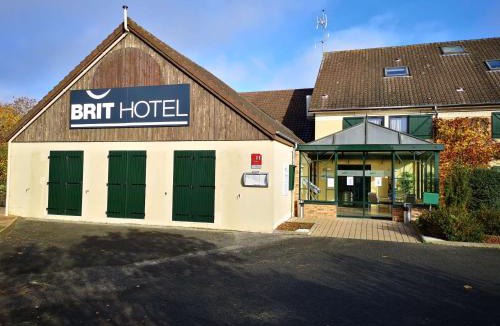 La Ferte-Bernard Hotel | Brit Hotel La Ferte Bernard