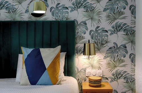 Auray Hotel | Brit Hotel Le Branhoc