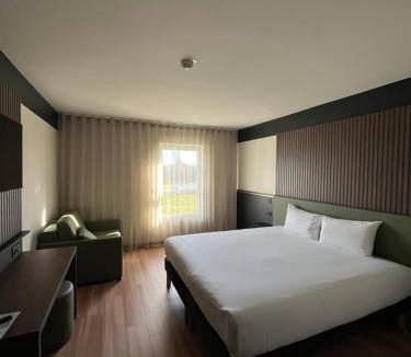 Arnage Hotel | Brit Hotel Le Cottage Le Mans Sud