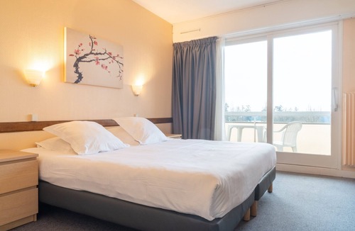 Bellerive-sur-Allier Hotel | Brit Hotel Le Parc Vichy