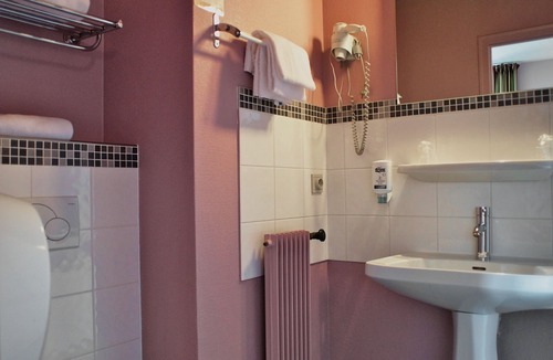 Courtoisville-Sillon-Moka Hotel | Brit Hotel Le Surcouf