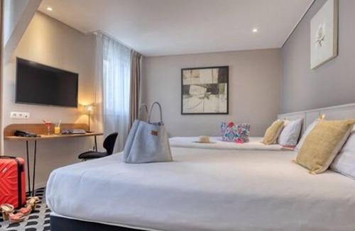 Loudeac Hotel | Brit Hotel Les Voyageurs