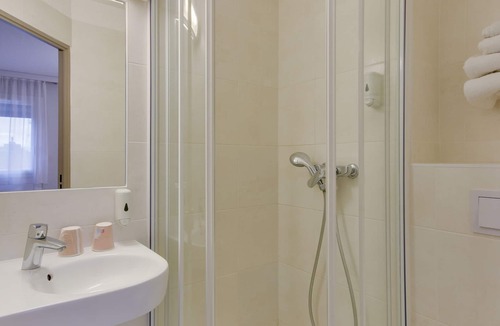 Wazemmes Hotel | Brit Hotel Lille Centre