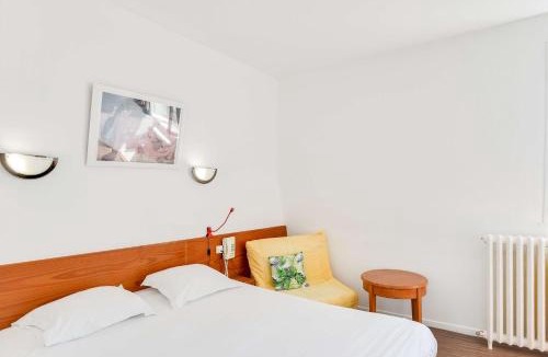 Valenciennes Hotel | Brit Hotel Notre Dame