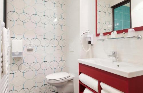 Figeac Hotel | Brit Hotel Privilège Figeac