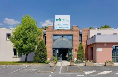 Reims Hotel | Brit Hotel Reims La Pompelle
